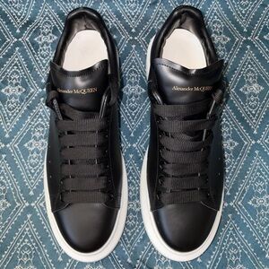 Alexander McQueen Oversized White Black Sneakers in size 11